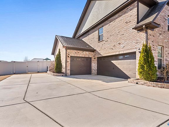 4th image of 4502 Long Cove Ct