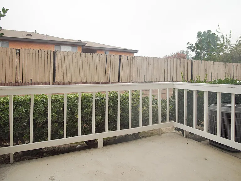 1214 S Mayflower Ave #D — Photo 17