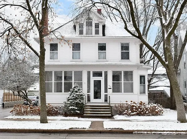 635 W 6th St, Winona, MN 55987