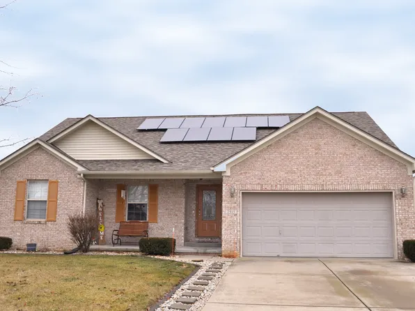 2915 Wandering Way, Columbus, IN 47201