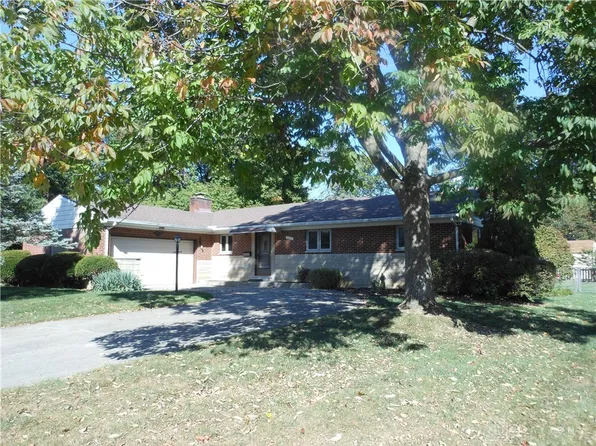 332 Beckenham Rd, Englewood, OH 45322