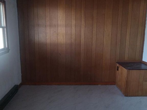 5th image of 1950 N Illinois Ave #7