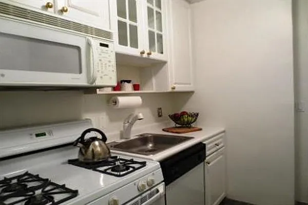Sold by Citi Habitats | media 2