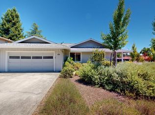 404 N Foothill Boulevard, Cloverdale, CA 95425