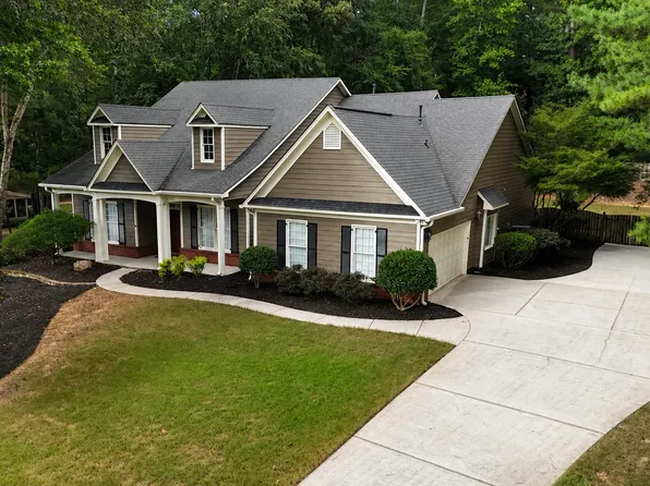 155 Brown S Crossing Dr, Fayetteville, GA 30215