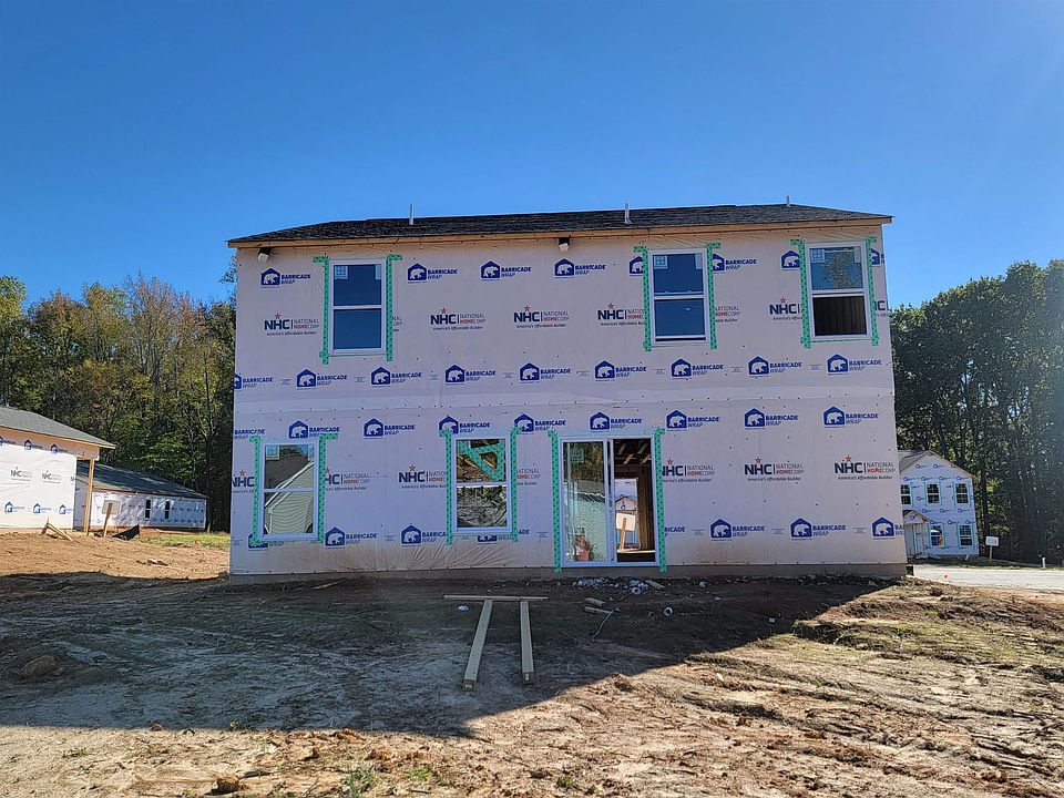 2nd image of 208 Keith Pl