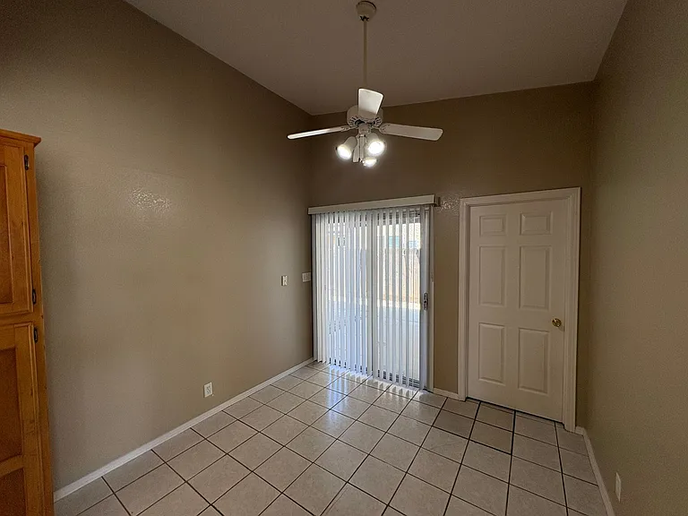 391 Trinity Ct — Photo 27