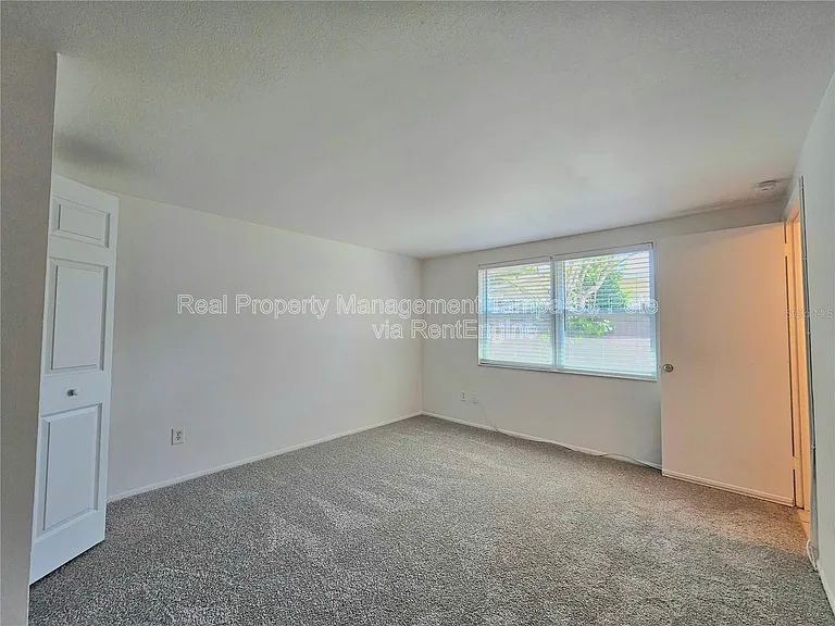 611 Lyndhurst St — Photo 24