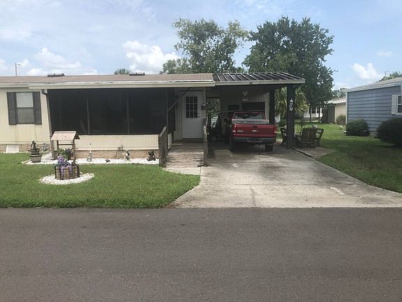 2nd image of 582 Country Meadows Blvd