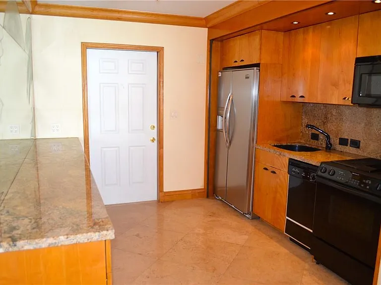 1770 E Las Olas Blvd #602 — Photo 5