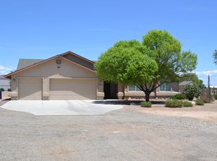 1108 E Road 1 N, Chino Valley, AZ 86323