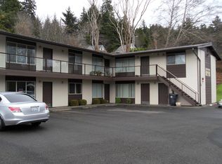 824 Broadway Ave APT 3, Hoquiam, WA 98550