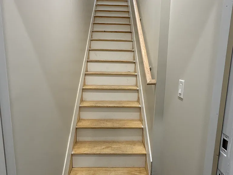 1229 W Seltzer St #2 — Photo 2