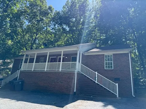 746 Breeze Hill Rd Photo 1