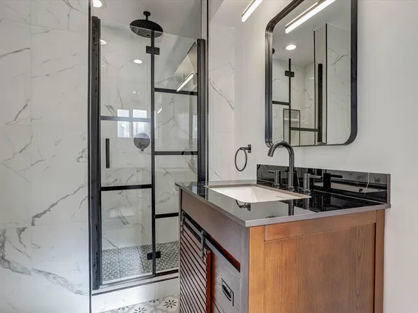 17095 Kingsbury St Unit B, Granada Hills, CA 91344