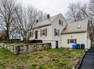 15 McCann St, North Smithfield, RI 02896