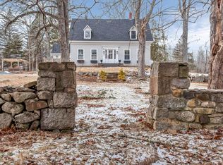 747 Morgan Bay Rd, Blue Hill, ME 04614