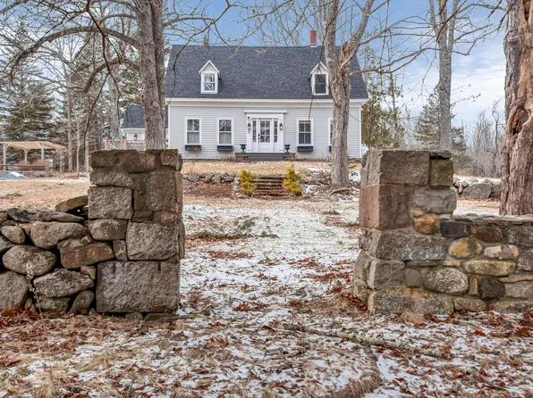 747 Morgan Bay Road, Blue Hill, ME 04614