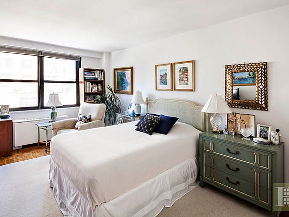 2nd image of 401 E 89th St APT 8B