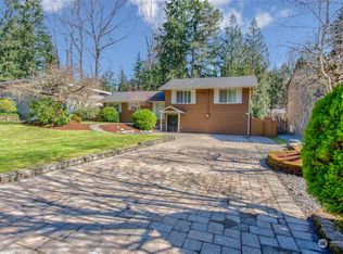 134 130th Pl NE, Bellevue, WA 98005