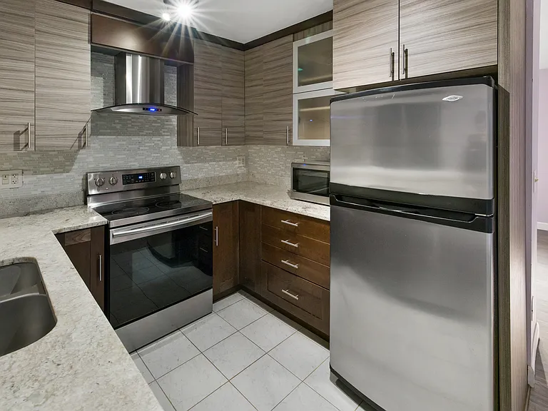 17407 NE 88th Pl #E07 — Photo 42