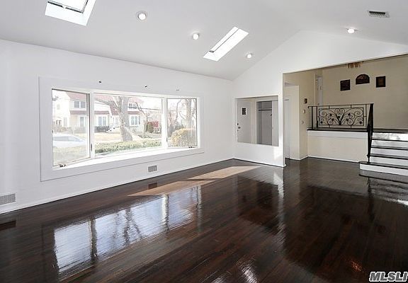 4th image of 5 Gilbert Rd