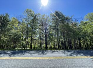 2626 Route 390, Canadensis, PA 18325