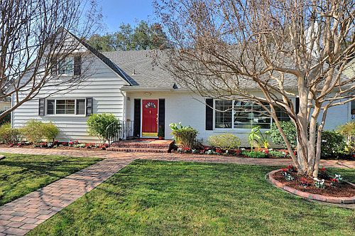 1st image of 1323 Glen Eyrie Ave