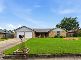 201 S Crabtree Rd, Muskogee, OK 74403