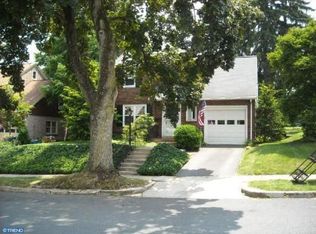 105 W 35th St, Reading, PA 19606