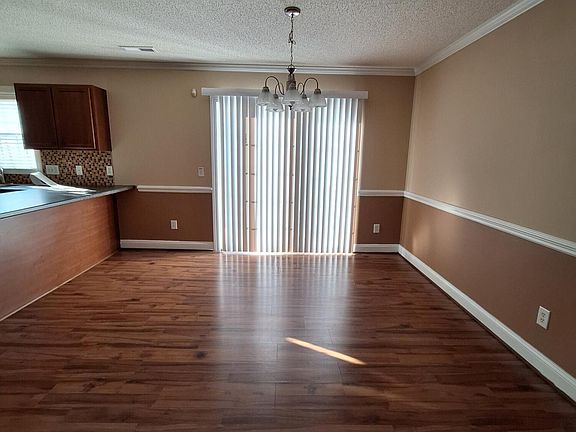 5th image of 108 Chandler Dr APT E