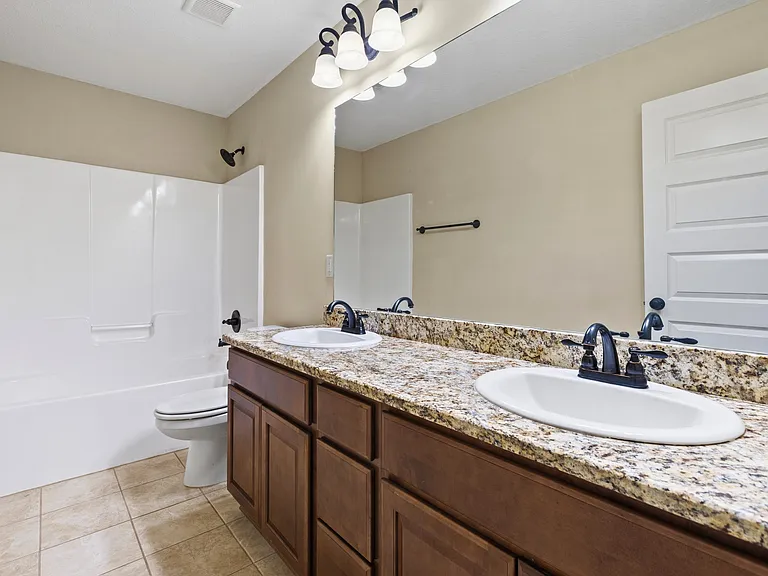 1177 Weatherford St — Photo 11
