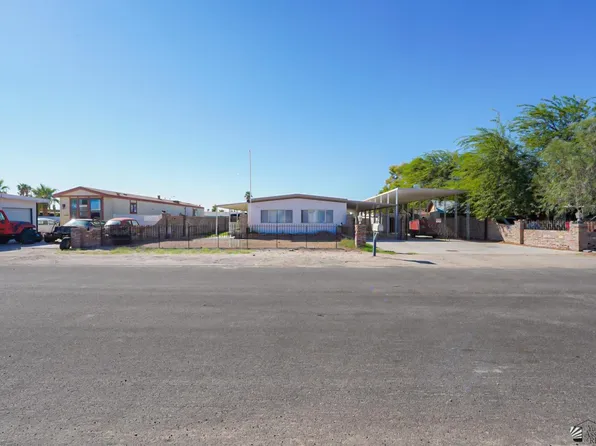 9367 E Saddle Dr, Yuma, AZ 85365