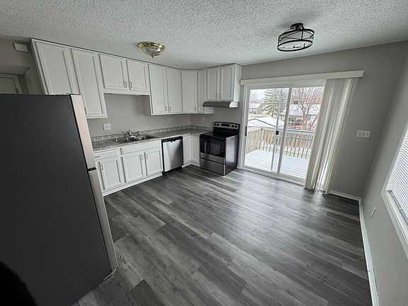 4th image of 2100 E Caulder Ave #2B-2BA-1232SQFT
