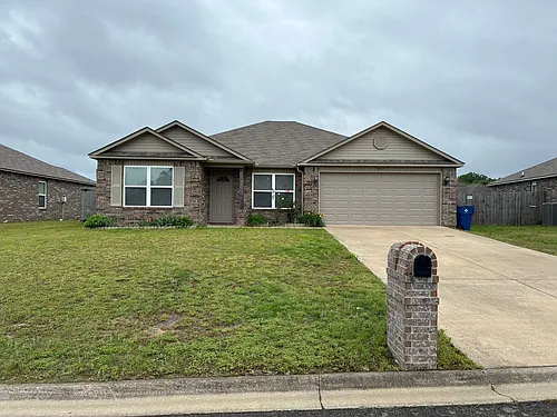 957 Augusta Loop Photo 1
