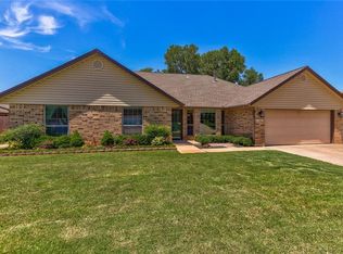 11809 Autumn Leaves, Oklahoma City, OK 73170