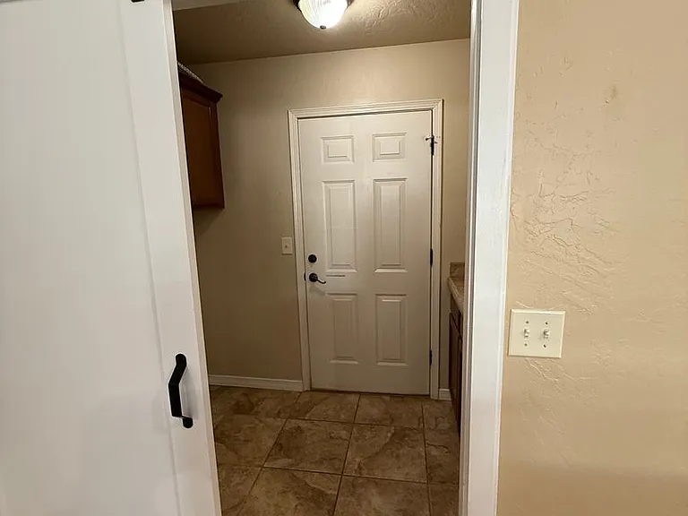 2043 Villa Napoli Loop E — Photo 18