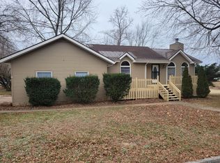 904 April Dr, Ozark, MO 65721