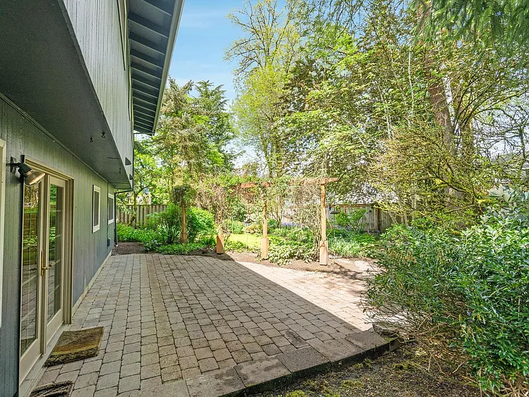 7670 SW 140th Ave — Photo 41