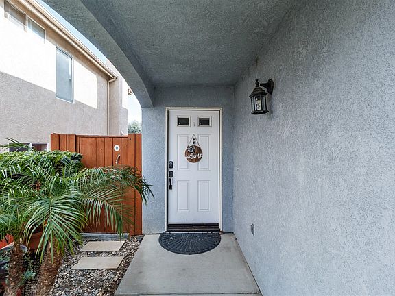4th image of 31338 Castaic Oaks Ln