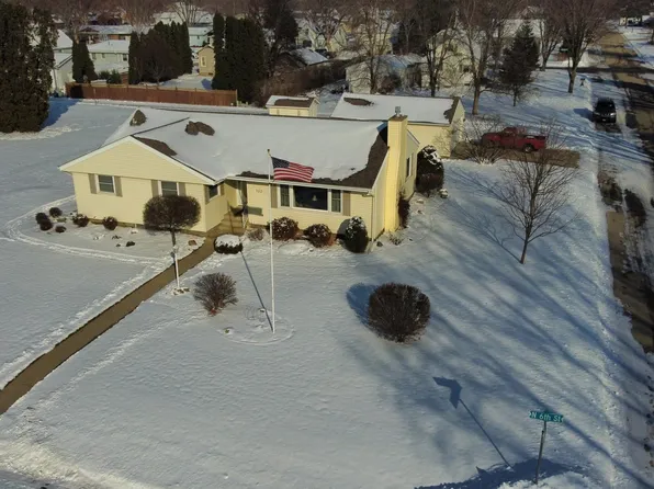 702 N 6th St, Lake City, MN 55041