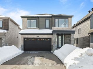 611 Ribbon St, Ottawa, ON K4M0M8