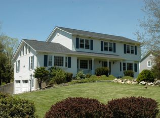 33 Ball Pond Rd, New Fairfield, CT 06812