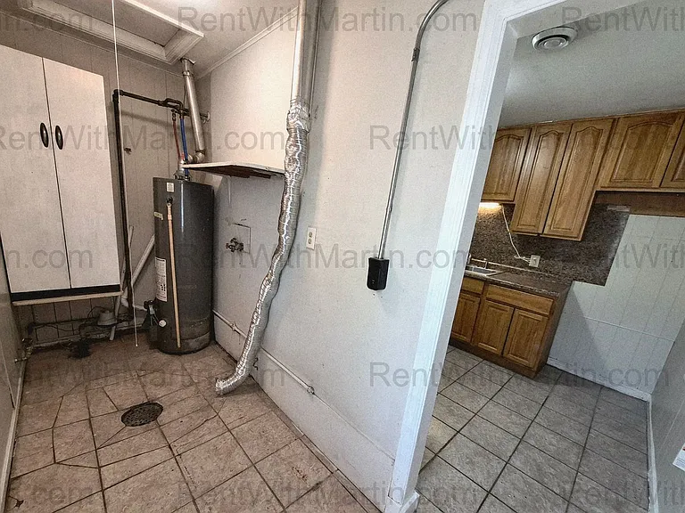 1132 Ackermant St — Photo 6