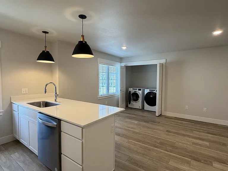 6105 Elysian Rd #201 — Photo 11