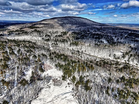 4th image of 300 Game Farm Road