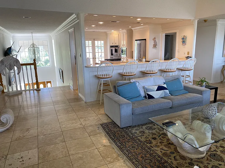 1447 Bayshore Dr — Photo 8