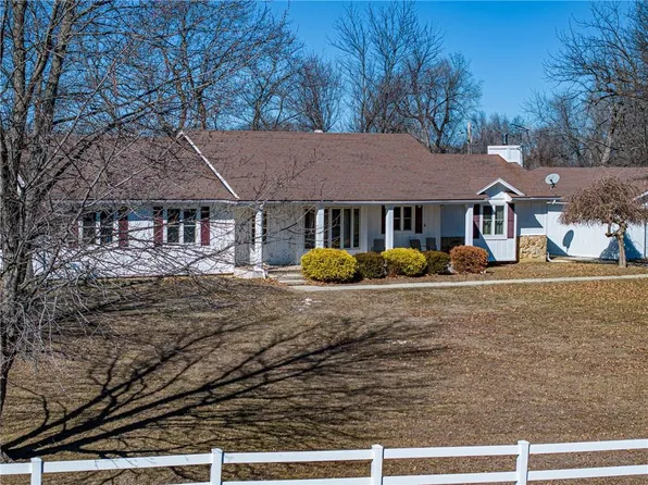 34420 S Bonar Rd, Creighton, MO 64739