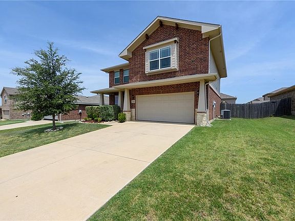4th image of 1221 Feather Crest Dr