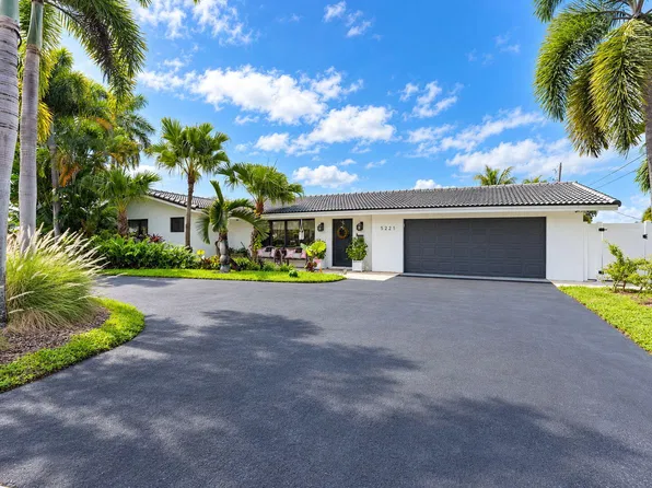 5221 NE 27TH Avenue, Lighthouse Point, FL 33064